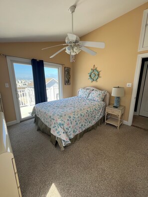 5 bedrooms, iron/ironing board, travel crib, WiFi