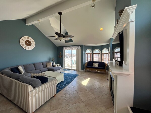 تلفزيون ذكي