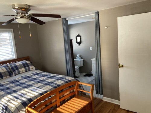 NO CLEANING FEES for 2025!! CLOSE TO BEACH!! Pet-Friendly!