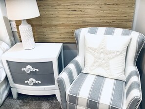 Interior - Lanier Cove House - Waterfront Lakehouse with Dock on private cove! (Gainesville)