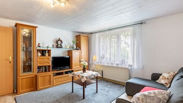 TV, DVD player, stereo