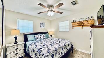 2 bedrooms, desk, iron/ironing board, free WiFi