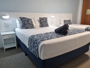 Klassieke Twin kamer | Verduisterende gordijnen, een strijkplank/strijkijzer, gratis wifi