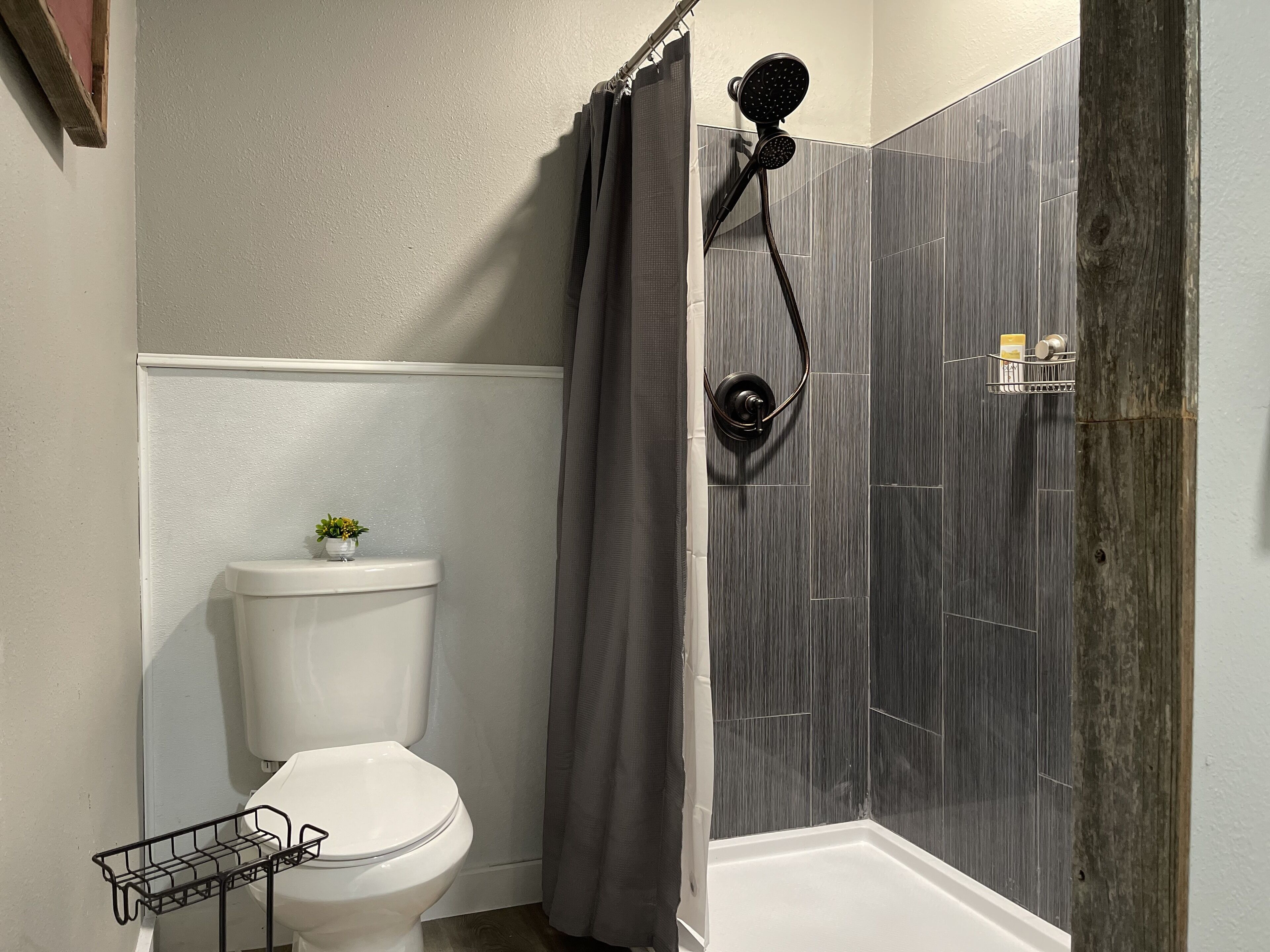 Shower, towels, soap, toilet paper