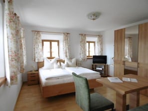 1 Schlafzimmer, Internetzugang, Bettwäsche
