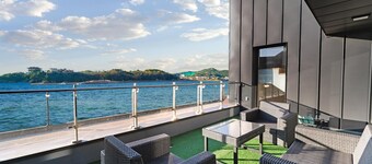 Daebudo Atiko Dokchae Pool Villa