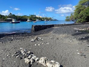 Beach - Newly Upgraded Tranquil 2BR APT Near Keauhou Bay! Max 6 Guests (Kailua Kona)