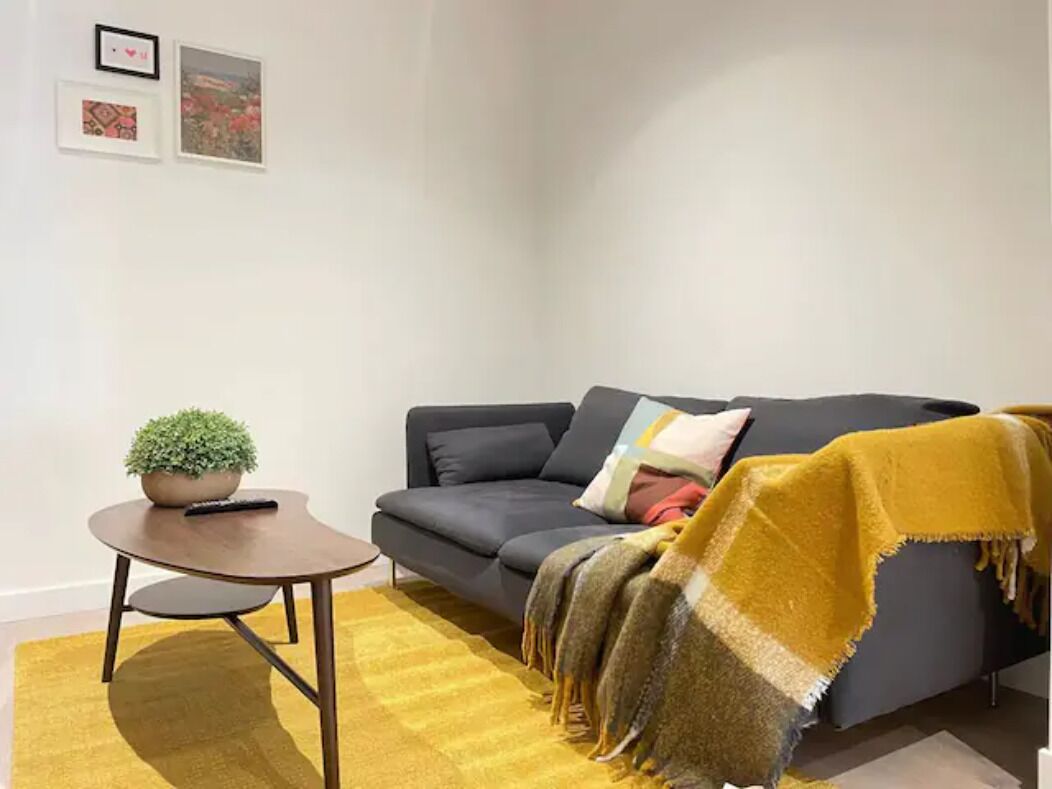 A comfy CBD home Prime location Amazing facilities
