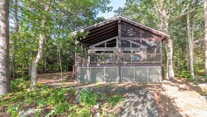 Exterior - Lake Winnipesaukee - Waterfront - 373 (Moultonborough)