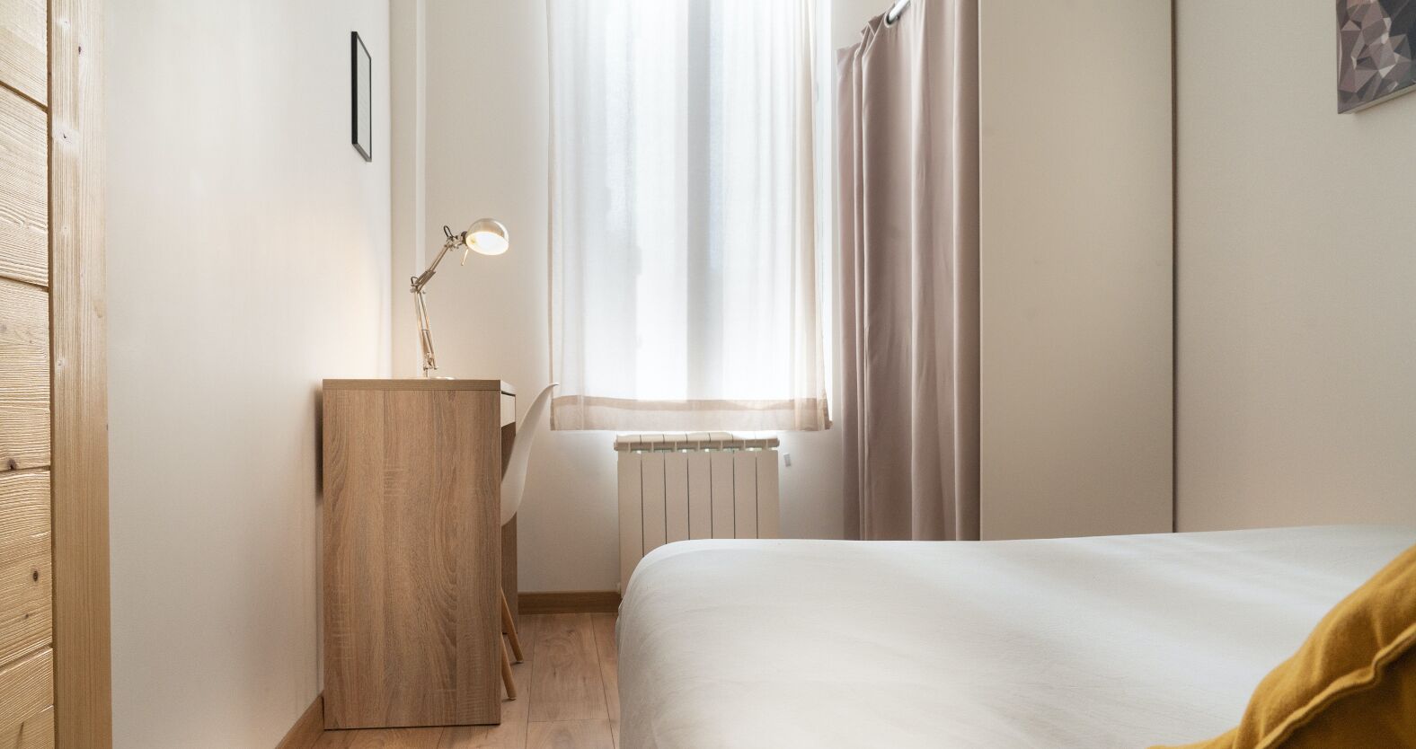 1 slaapkamer, een bureau, een strijkplank/strijkijzer, gratis wifi