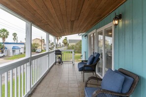 Apartment, 2 Schlafzimmer | Balkon