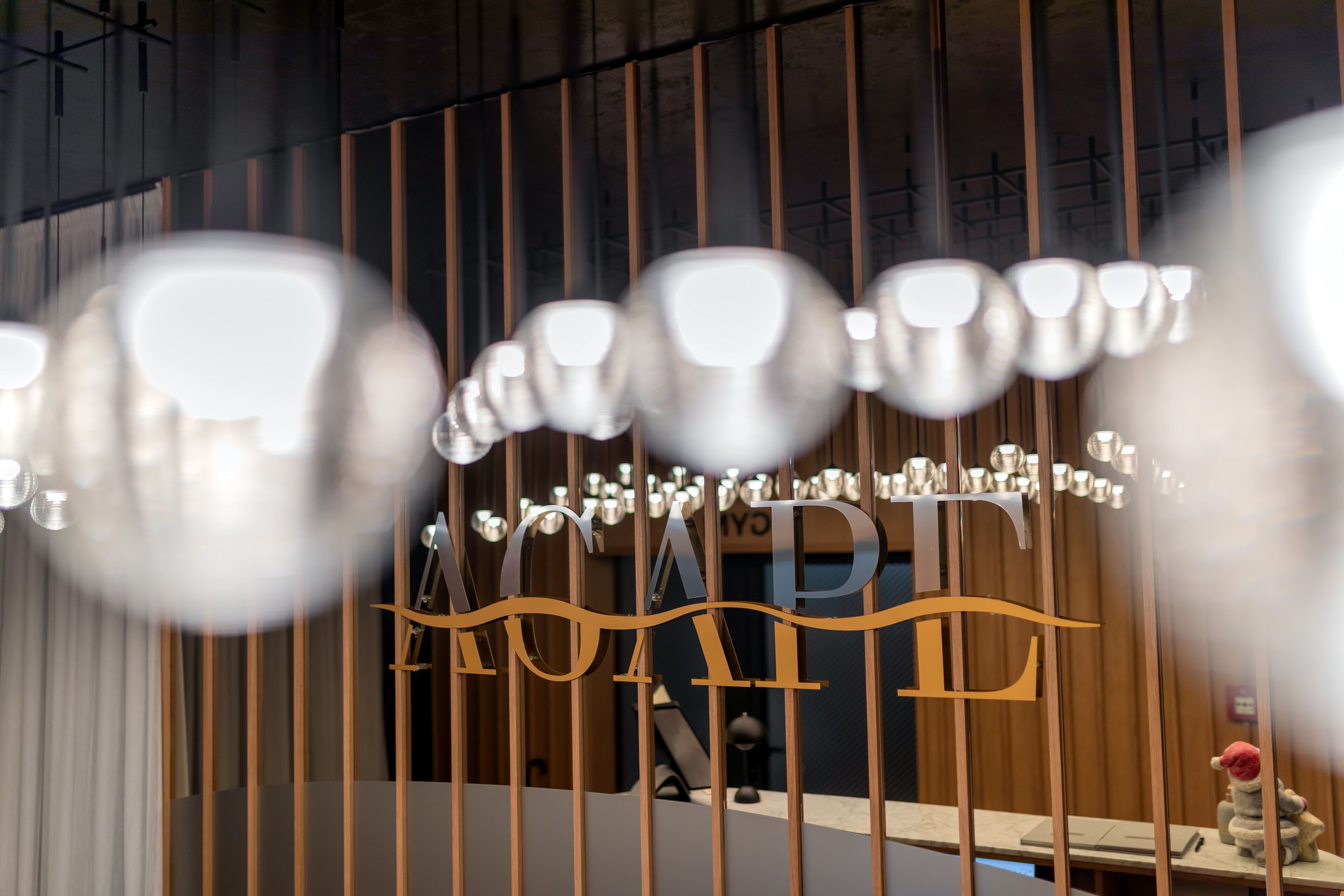 Breakfast, lunch and dinner served