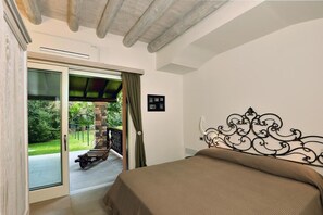 1 chambre, fer et planche à repasser, Wi-Fi gratuit