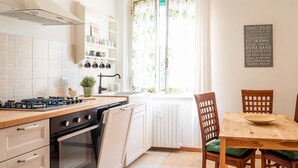 Deluxe Condo | Living area - The Best Rent-Apartment near Udine area (Milan)