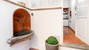 Interior - Magnoli & Ponte Vecchio Apartment (Firenze)