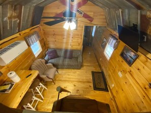 Smart TV - Jocassee Valley cabin- Free Park Pass
 (Salem)