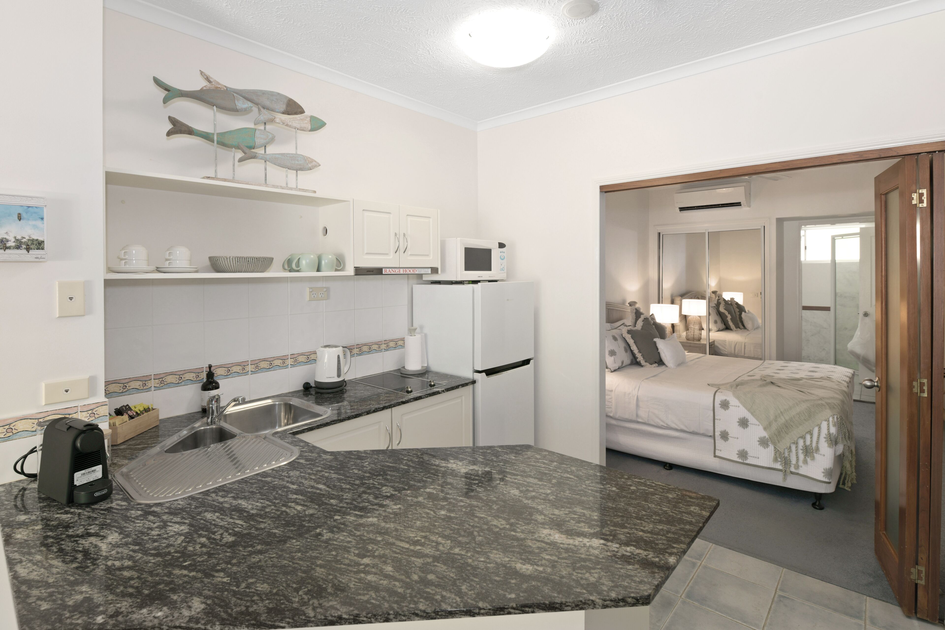 The Palms Retreat @ Alassio Beach Front Resort - Palm Cove — image 7