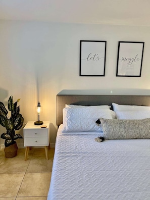 2 bedrooms, iron/ironing board, travel cot, free WiFi