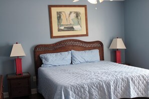 8 bedrooms, free WiFi, bed sheets
