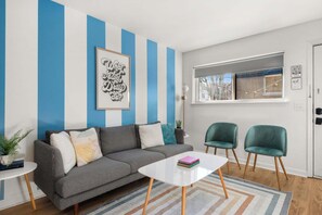 Télévision, espaces bureaux, imprimantes