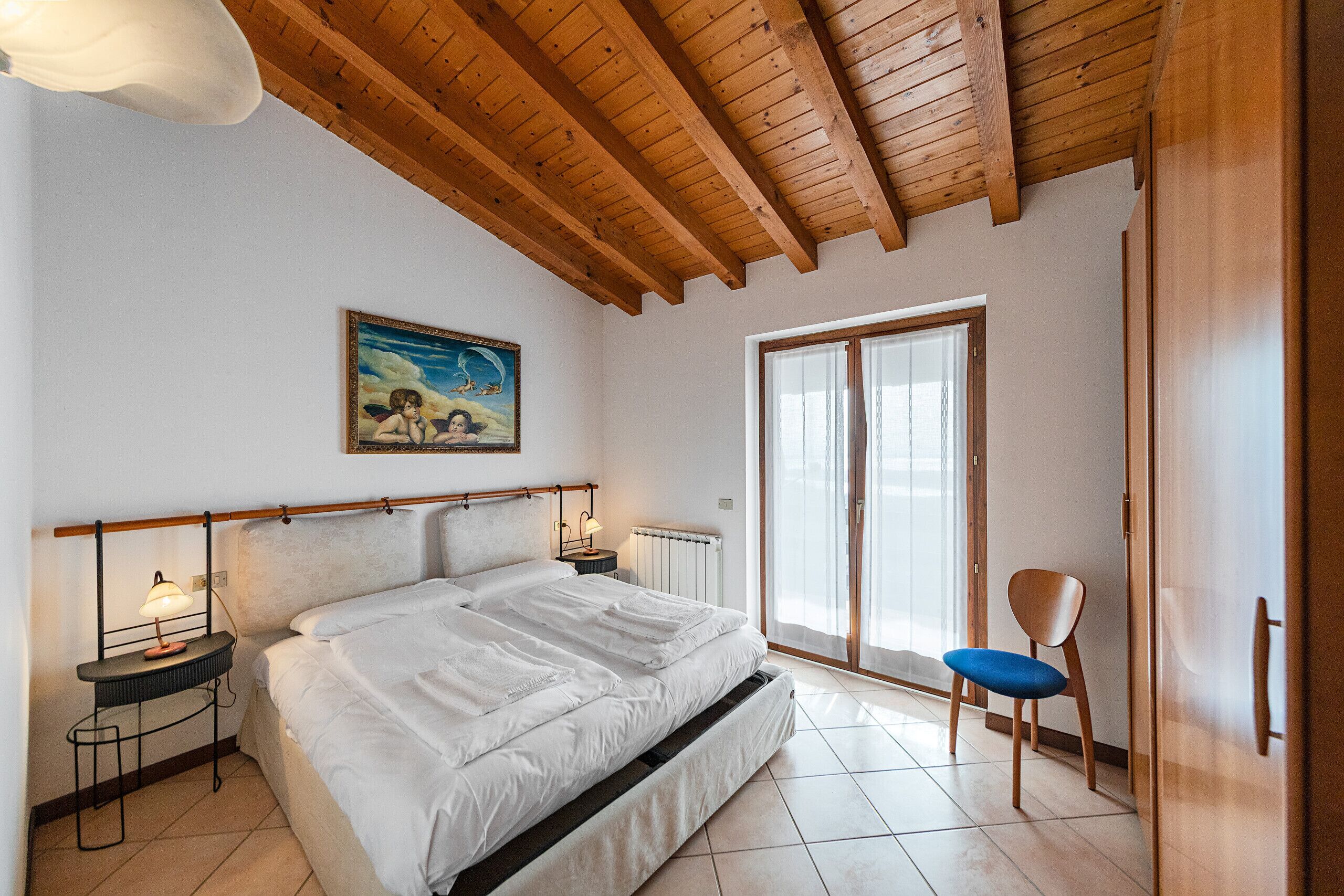 2 camere, ferro/asse da stiro, Wi-Fi gratuito, lenzuola