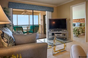 Living area - Gulf Front 2B/2B Vacation Condo At Carlos Pointe Beach Club 534 With Amazing Views! Gorgeous Beach! (Fort Myers Beach)