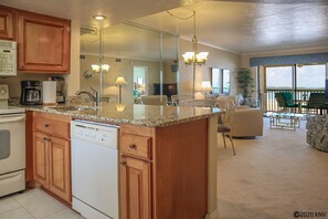 Interior - Gulf Front 2B/2B Vacation Condo At Carlos Pointe Beach Club 534 With Amazing Views! Gorgeous Beach! (Fort Myers Beach)