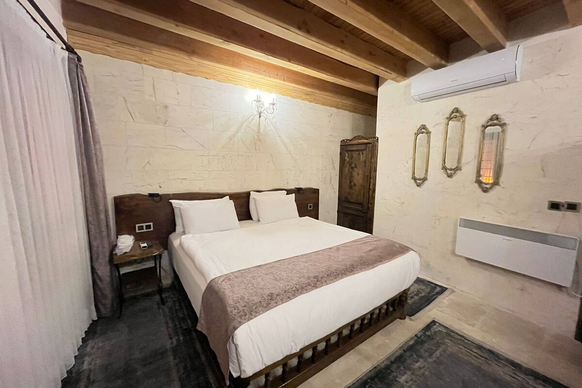 Standard Double Room | 1 bedroom, Egyptian cotton sheets, premium bedding, down duvets