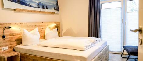 2 bedrooms, free WiFi, bed sheets