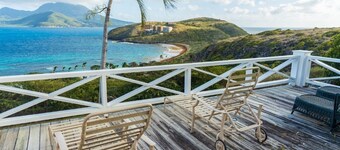 Turtle beach White House (2)cute romantic cottage