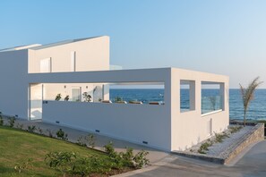 Exterior - Zen Horizon Luxury Villa, an Iconic Escape (Heraklion)
