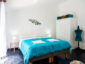 Room - The Best Rent-Apartment with balcony (Milan)