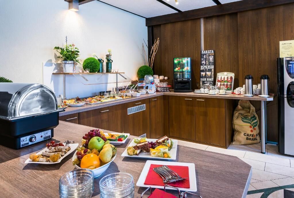 Daily buffet breakfast (EUR 12 per person)