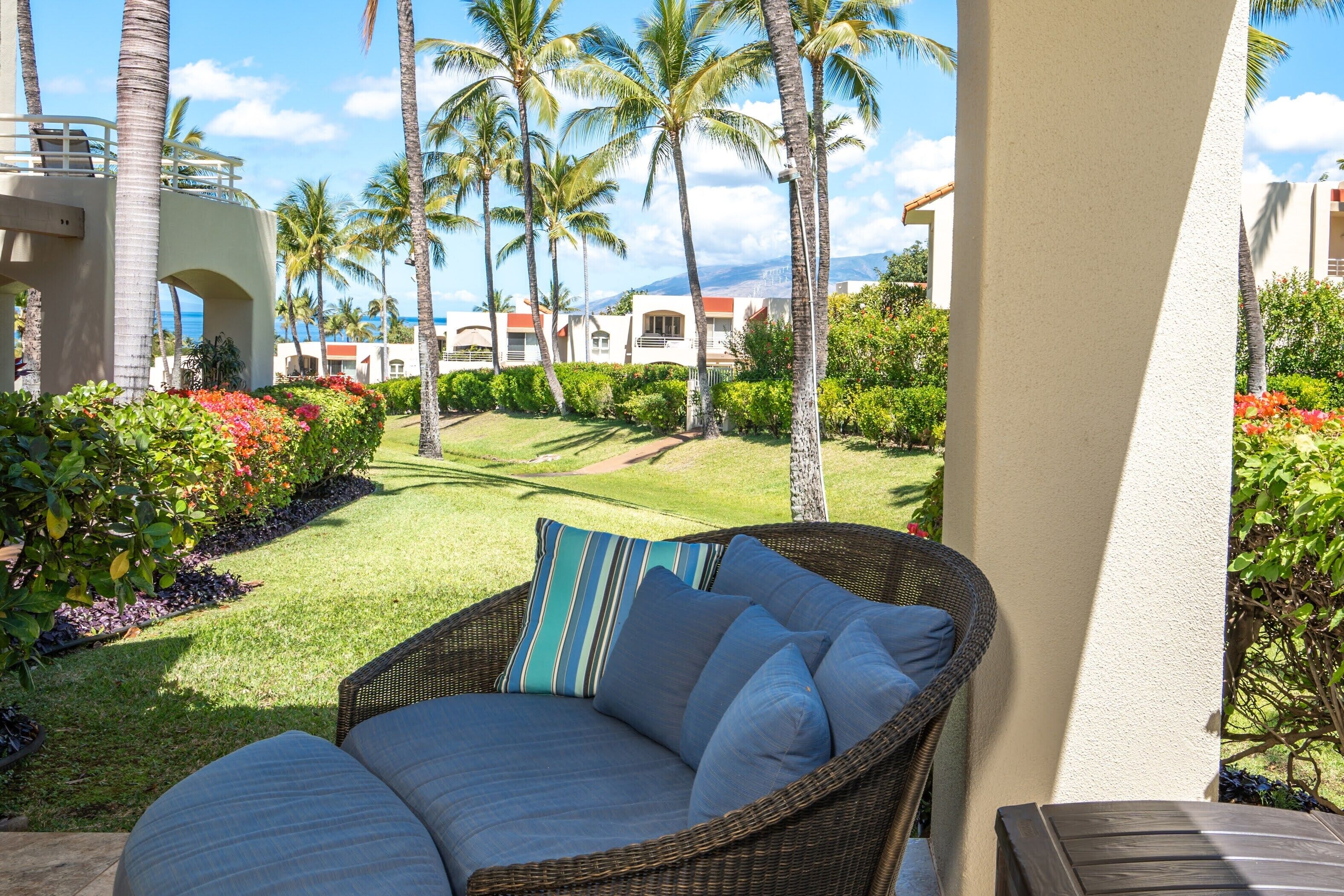 Palms at Wailea #803 Fully Renovated, Partial Ocean View! Free Wifi, Full A/C