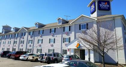 InTown Suites Extended Stay Indianapolis IN - College Park/Michigan Road