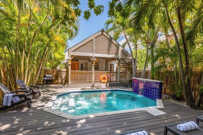 BAHAMA DREAMING ~ Incredibly Located 3 Bed, 2 Bath w/ Private Heated Pool!