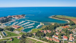 Marina/club náutico