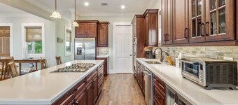 Capmar House at Lunara Bay