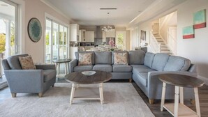Living area - Spindrift House at Lunara Bay (Key West)