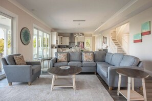 Télévision, espaces bureaux