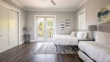 4 bedrooms, iron/ironing board, WiFi, bed sheets