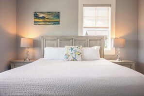 4 bedrooms, iron/ironing board, WiFi, bed sheets