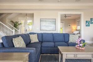 TV, offices - Mastway House at Lunara Bay - Wellness Home (Key West)