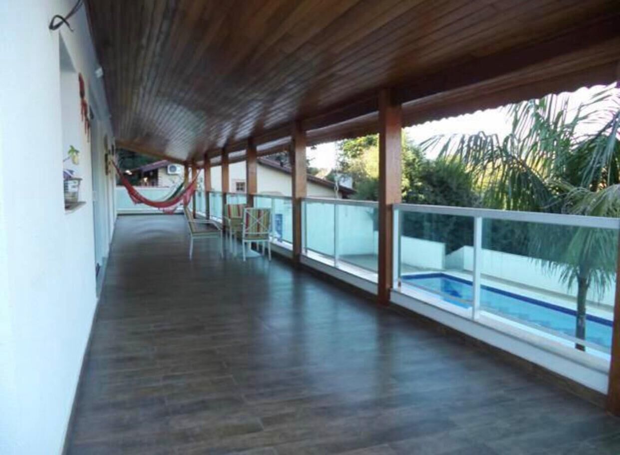 Ulkouima-allas, lämmitetty uima-allas