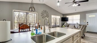 Lake Access & Views! Table Rock Lake Family Escape