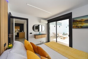 2 Schlafzimmer, Bügeleisen/Bügelbrett, Bettwäsche