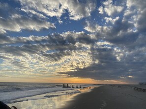 Plage à proximité, chaises longues