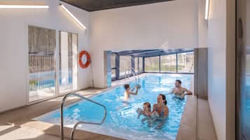 Indoor pool, outdoor pool, sun loungers