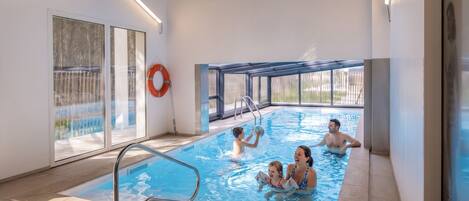 Indoor pool, outdoor pool, sun loungers