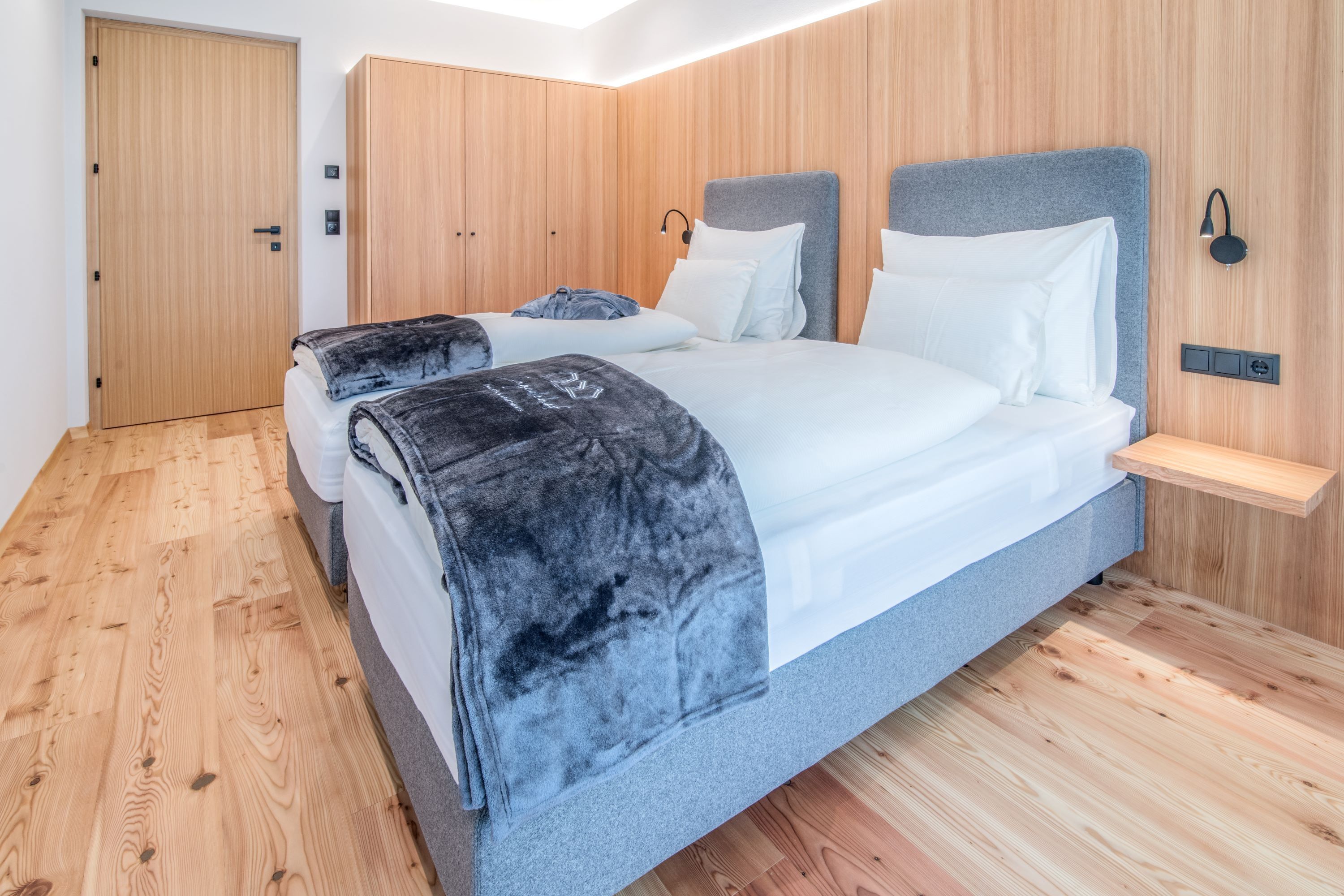 3 間睡房、書桌、可攜式嬰兒床、免費 Wi-Fi